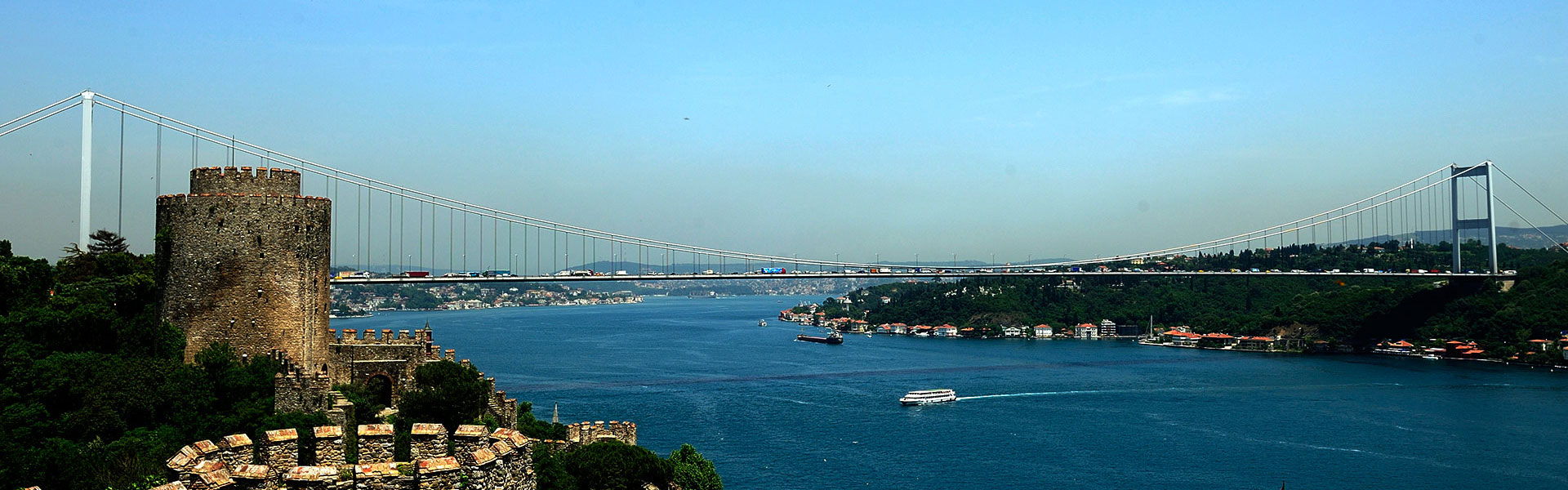 Bosphorus Coast and Bosphorus Cruise in Istanbul